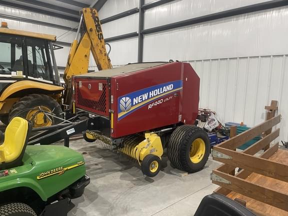Image of New Holland RF440 equipment image 1