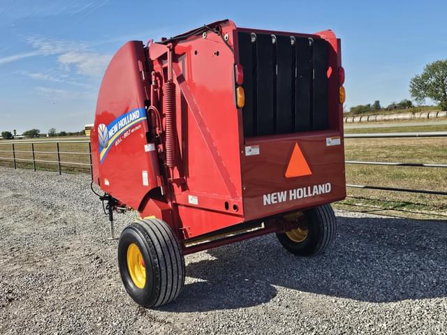 Image of New Holland RF450 Utility equipment image 2