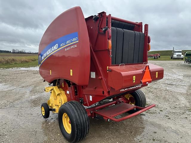 Image of New Holland RB450 Silage Special equipment image 2