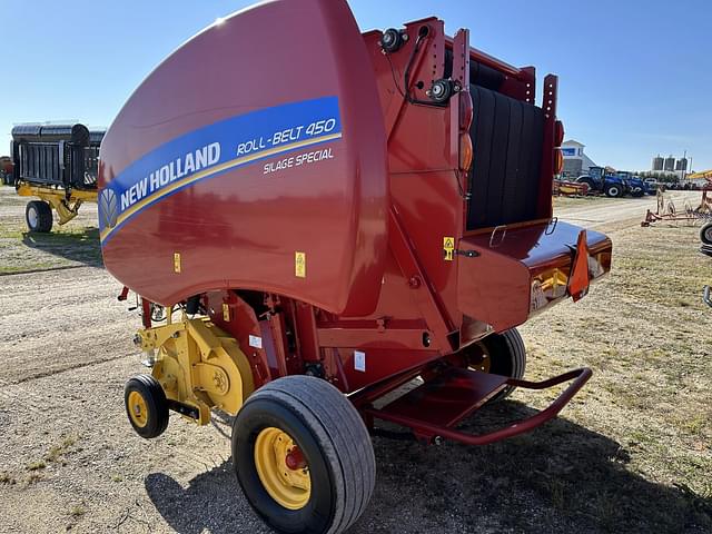 Image of New Holland RB450 Silage Special equipment image 2