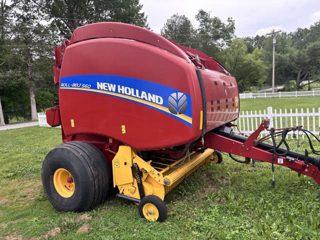 Image of New Holland RB560 equipment image 4