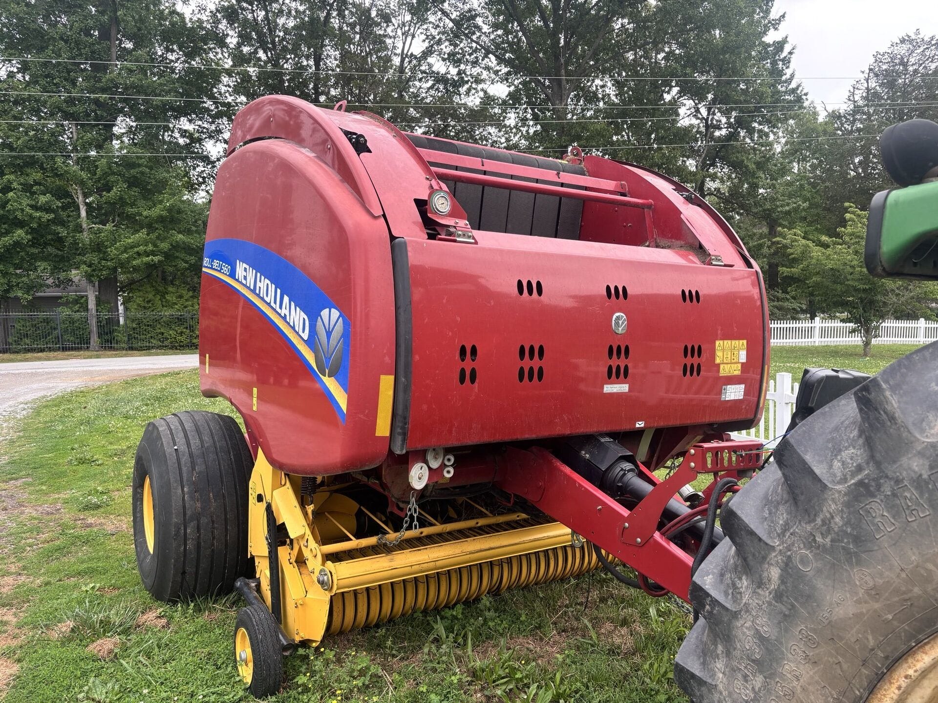 2019 New Holland RB560 Equipment Image0