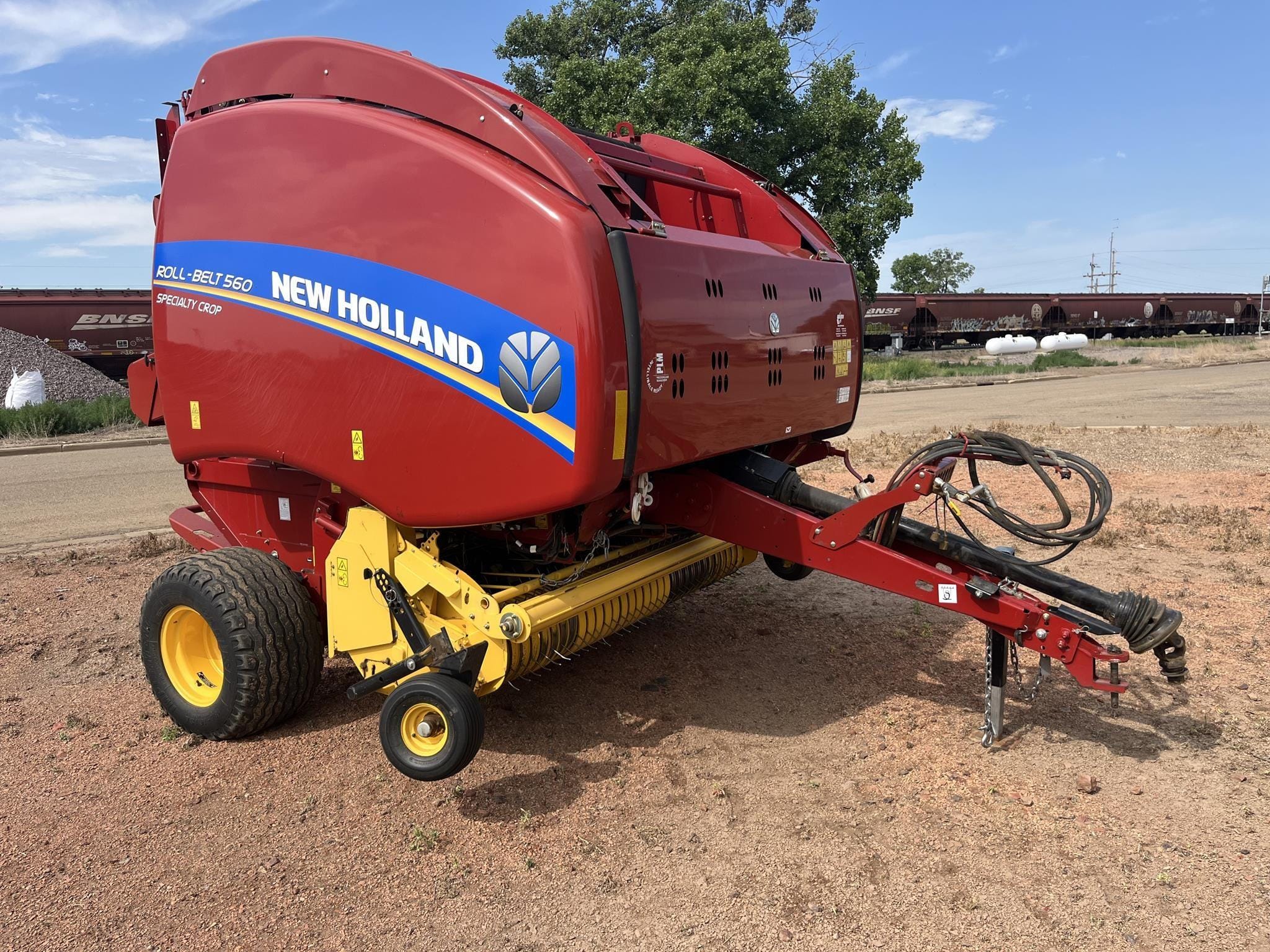 2019 New Holland RB560 Equipment Image0