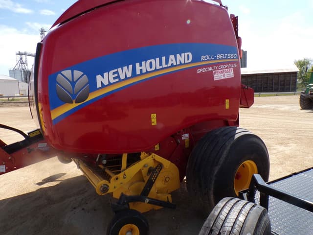 Image of New Holland RB560 Specialty Crop Plus equipment image 3