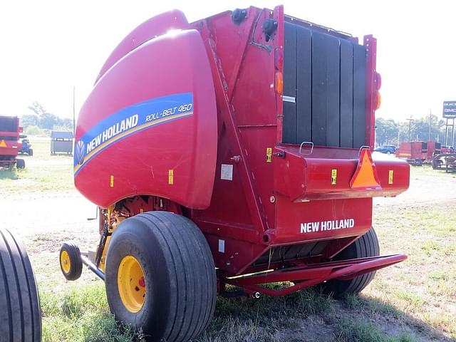 Image of New Holland RB460 equipment image 4