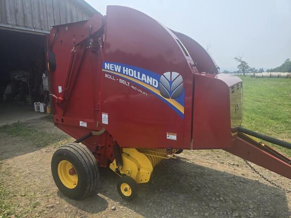 Image of New Holland RB450 Utility equipment image 1