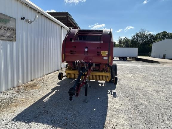 Image of New Holland RB460 equipment image 4