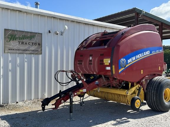 2019 New Holland RB460 Equipment Image0
