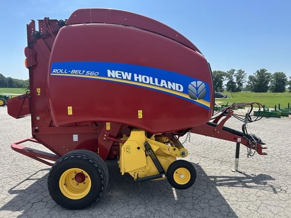 Image of New Holland RB560 equipment image 4