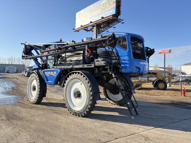 Image of New Holland SP310F equipment image 2
