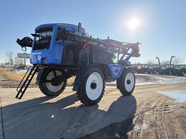 Image of New Holland SP310F equipment image 4