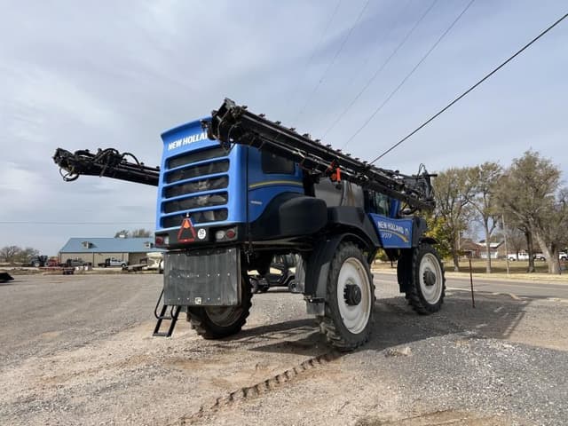 Image of New Holland SP370F equipment image 3