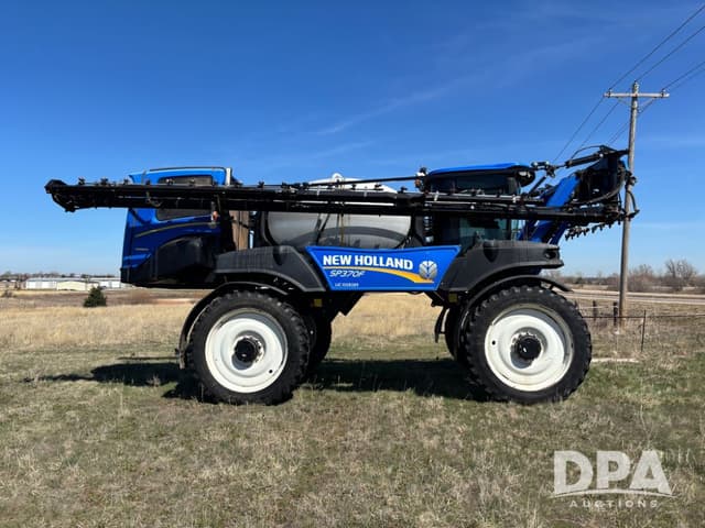 Image of New Holland SP370F equipment image 2