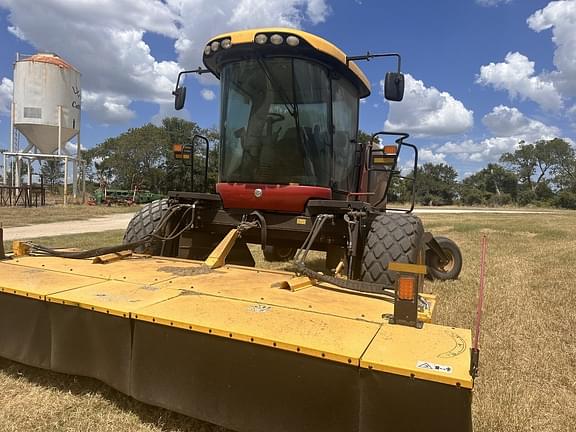 Image of New Holland Speedrower 220 equipment image 2