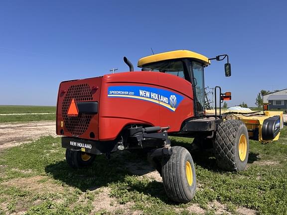 Image of New Holland Speedrower 220 equipment image 2
