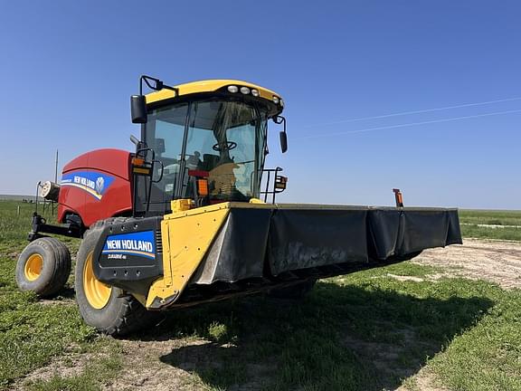 Image of New Holland Speedrower 220 Primary image