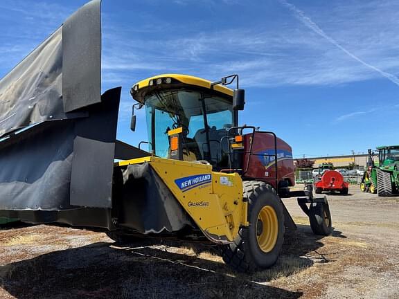 Image of New Holland Speedrower 260 Primary image