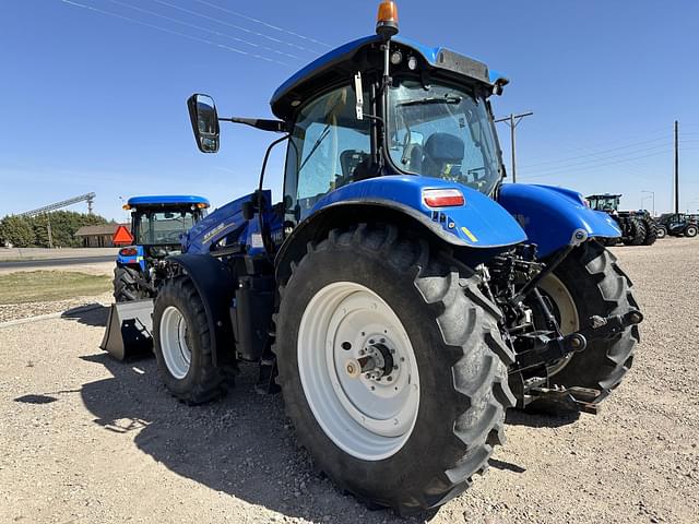 Image of New Holland T7.210 equipment image 3