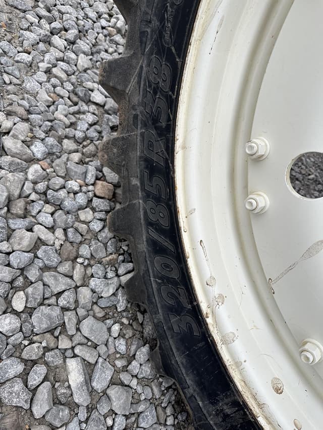 Image of New Holland T7.210 equipment image 2