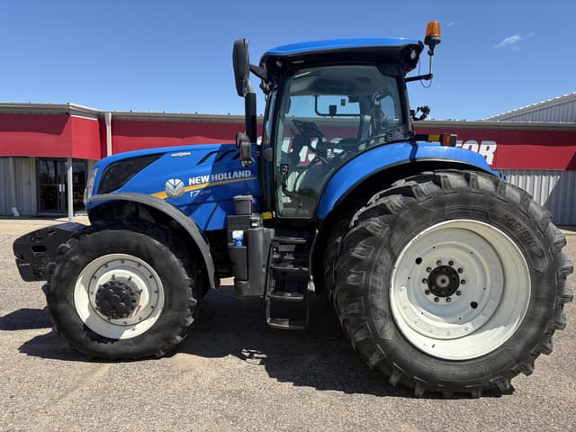 Image of New Holland T7.270 equipment image 2