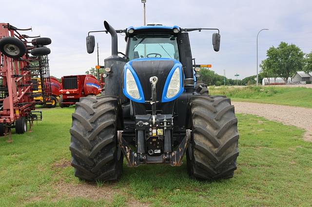 Image of New Holland T8.320 equipment image 2