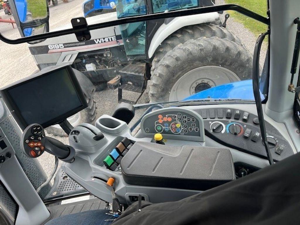 Image of New Holland T8.350 Image 0