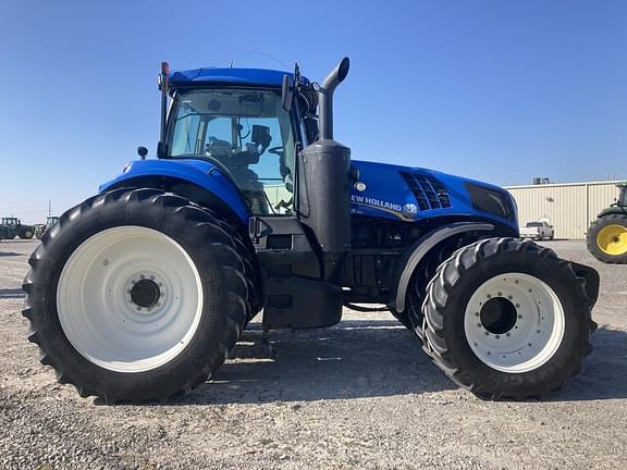 Image of New Holland T8.350 equipment image 2