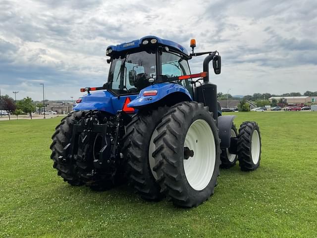 Image of New Holland T8.410 equipment image 4