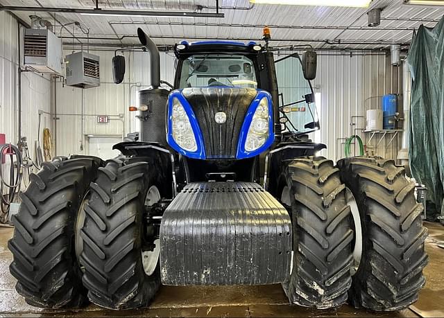 Image of New Holland T8.435 equipment image 3