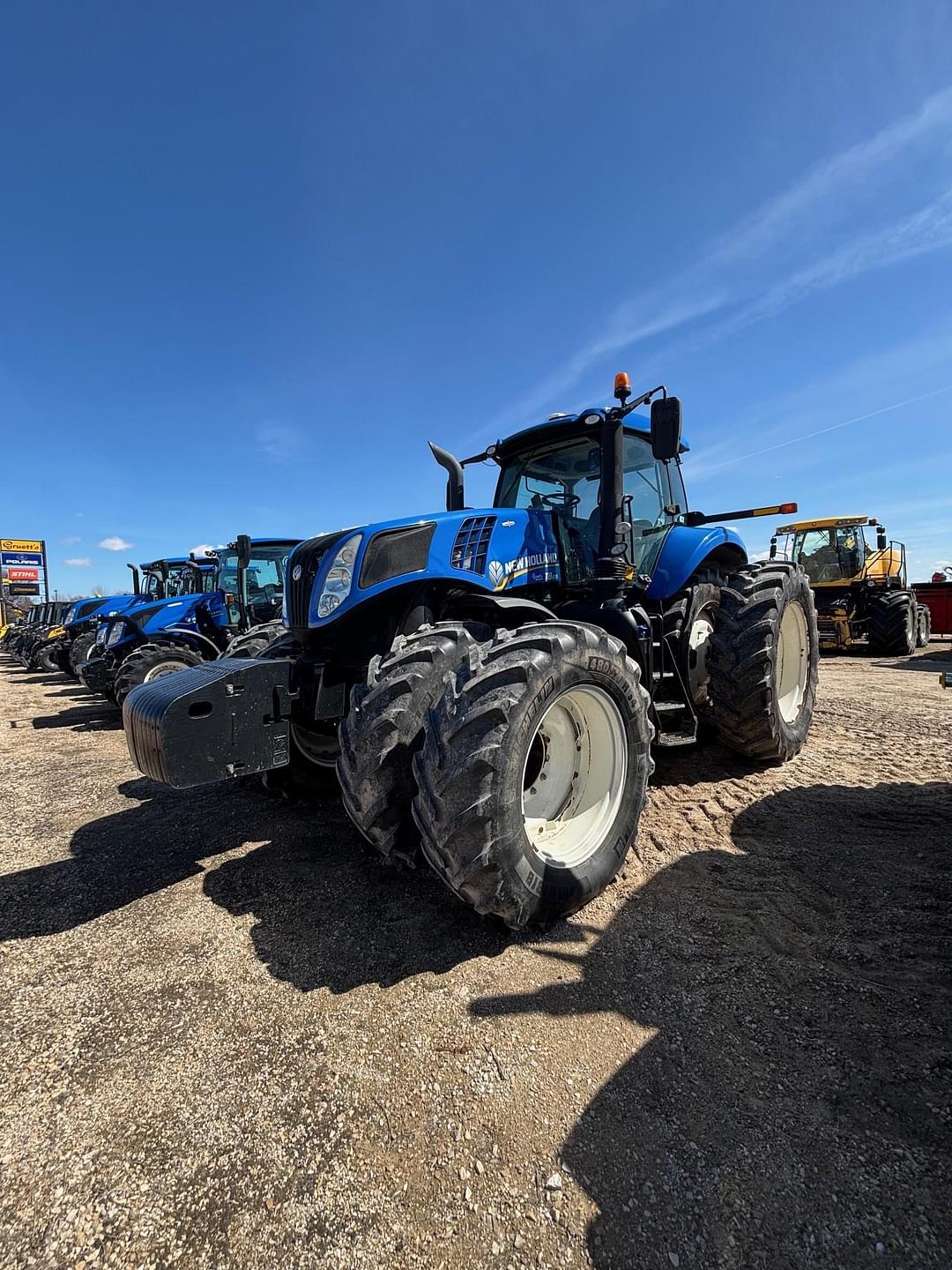 Image of New Holland T8.435 Primary image