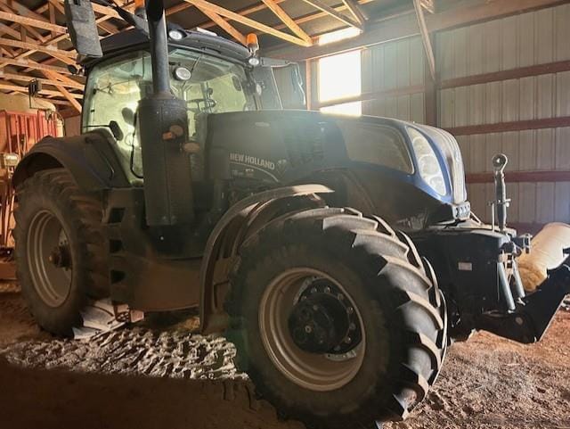 2019 New Holland T8.435 Equipment Image0