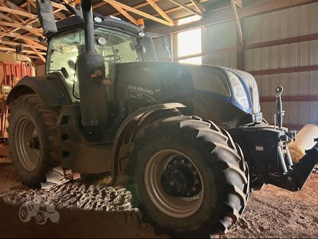2019 New Holland T8.435 Equipment Image0