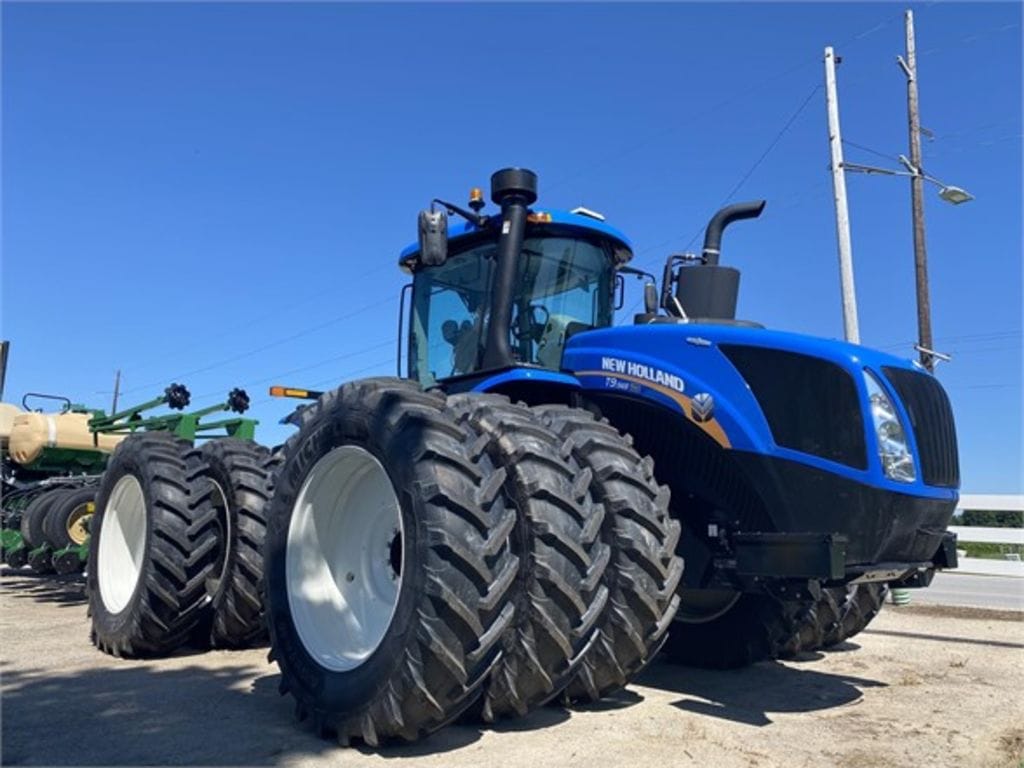 2019 New Holland T9.565 Equipment Image0