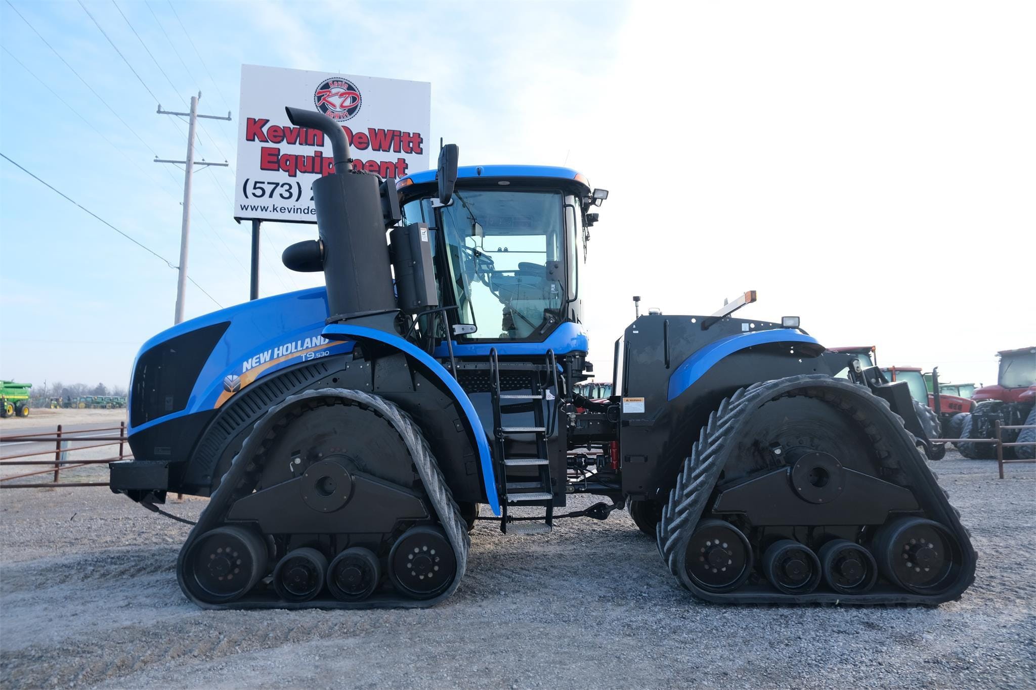 2019 New Holland T9.530 Equipment Image0