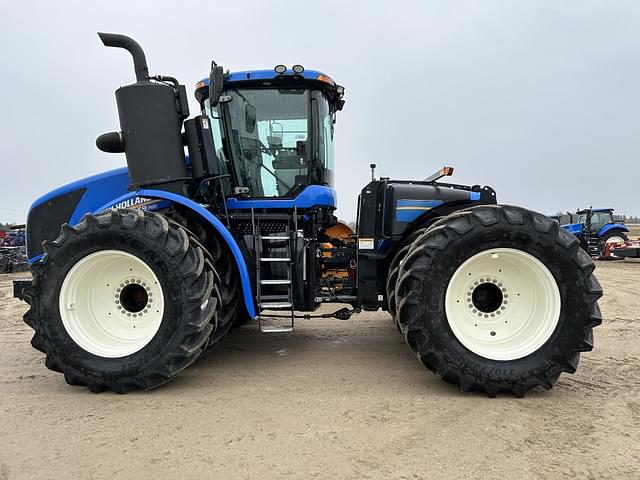 Image of New Holland T9.700 equipment image 2