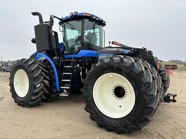 Image of New Holland T9.700 equipment image 3