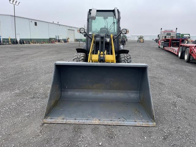 Image of New Holland W50C equipment image 1