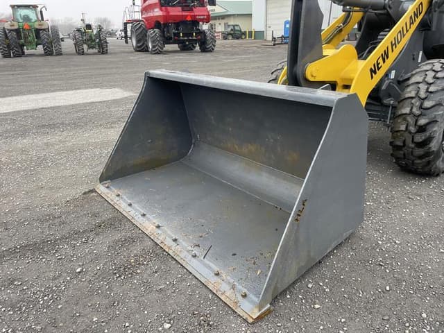 Image of New Holland W50C equipment image 3