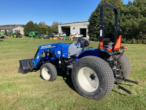 Image of New Holland Workmaster 25 equipment image 2