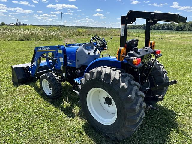 Image of New Holland Workmaster 25 equipment image 3