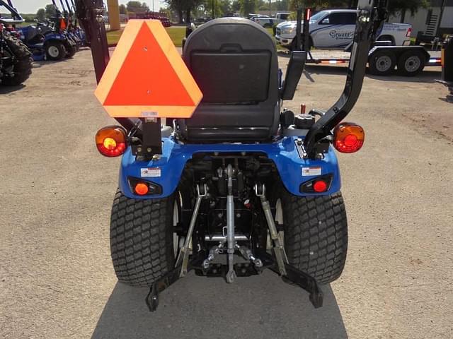 Image of New Holland Workmaster 25S equipment image 4
