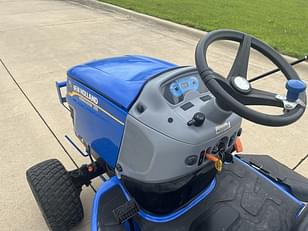 Main image New Holland Workmaster 25S 11