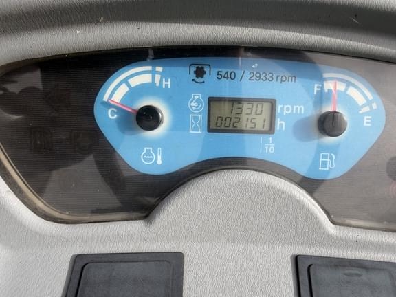 Image of New Holland Workmaster 25S equipment image 4