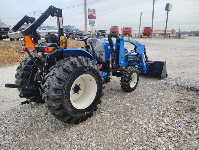 Image of New Holland Workmaster 40 equipment image 3