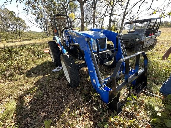 Image of New Holland Workmaster 50 equipment image 3