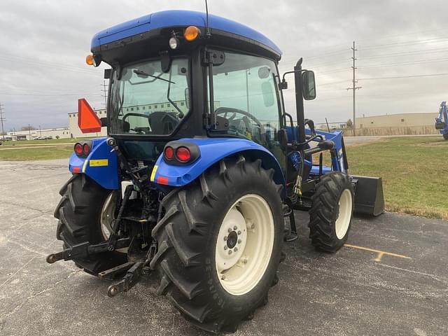 Image of New Holland Workmaster 55 equipment image 2