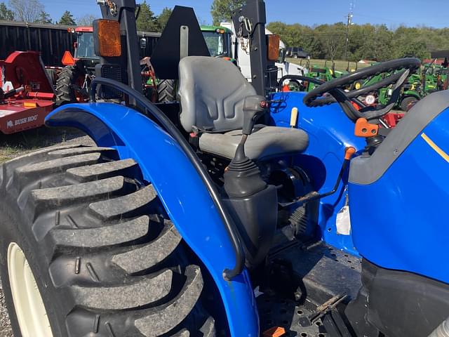 Image of New Holland Workmaster 60 equipment image 1