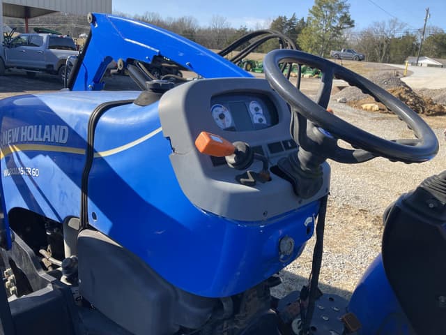 Image of New Holland Workmaster 60 equipment image 2