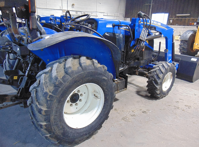 Image of New Holland Workmaster 95 equipment image 2