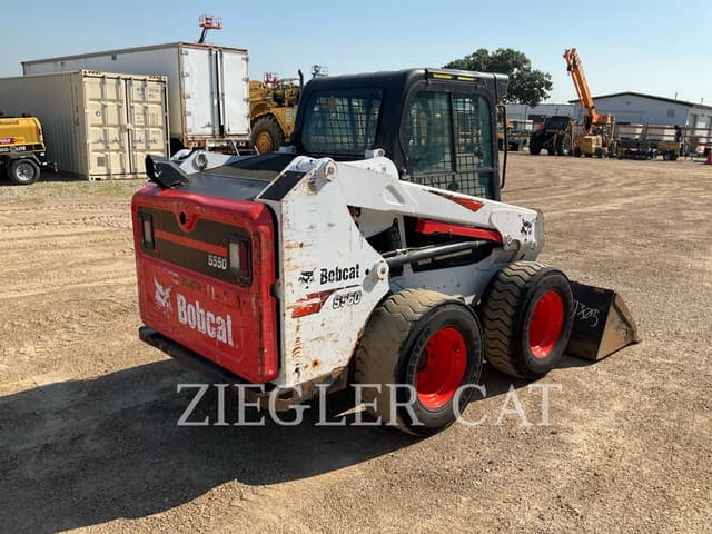 Image of Bobcat S550 equipment image 2